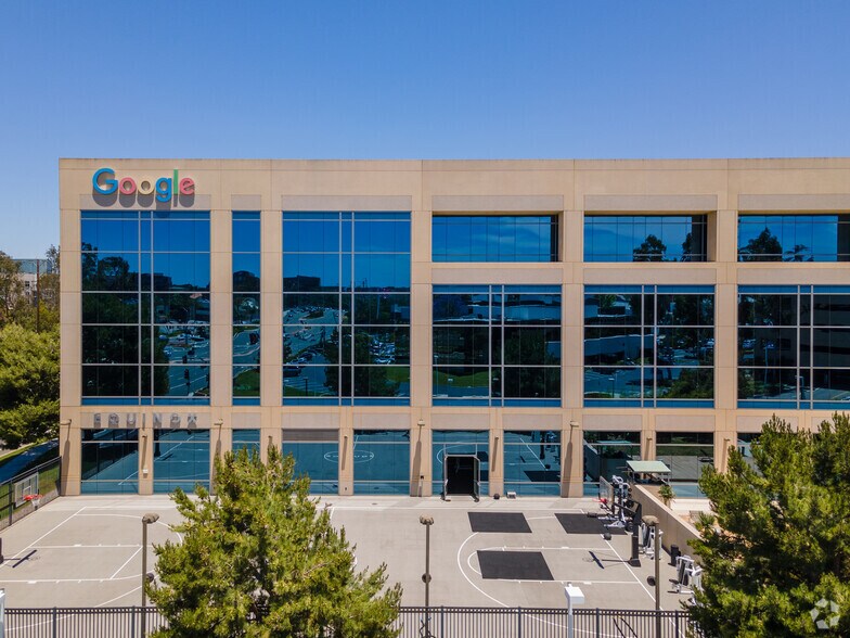 More Photos Of 19520 Jamboree Rd, Irvine Unknown For Lease