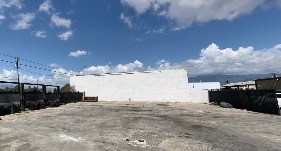 More Photos Of 445-475 S Arrowhead Ave, San Bernardino Research And Development For Lease