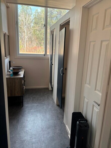 More Photos Of 12133 Henry St, Claxton Specialty For Sale