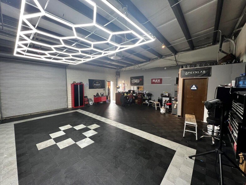 More Photos Of 1666 E Cypress Ave, Redding Office For Lease