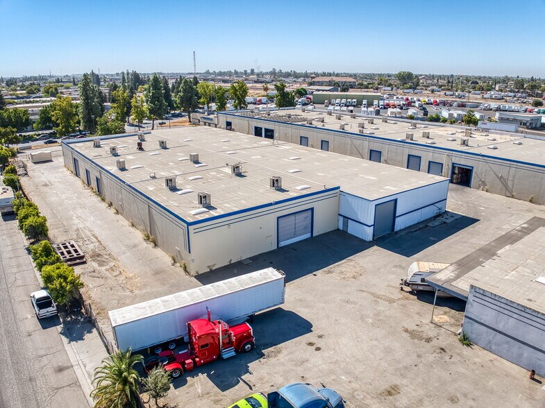 More Photos Of 5333 N Cornelia Ave, Fresno Warehouse For Sale