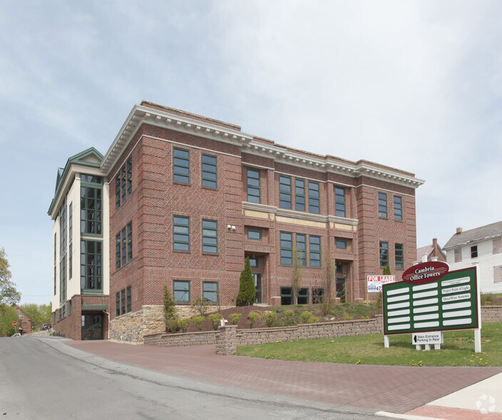 More Photos Of 313 W High St, Ebensburg Medical For Lease