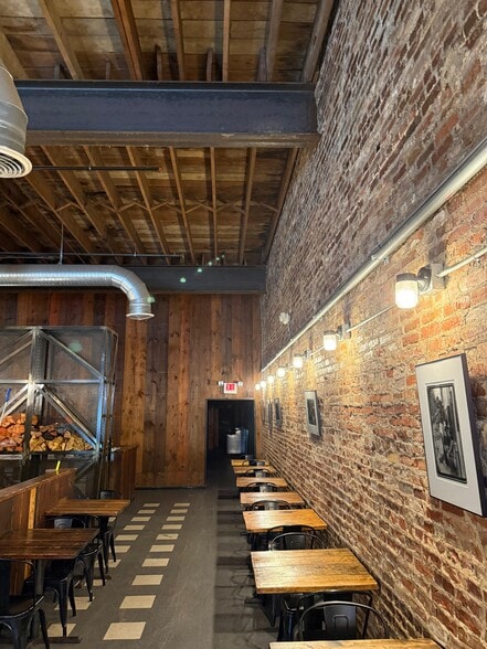 More Photos Of 3535 Chestnut Ave, Baltimore Restaurant For Lease
