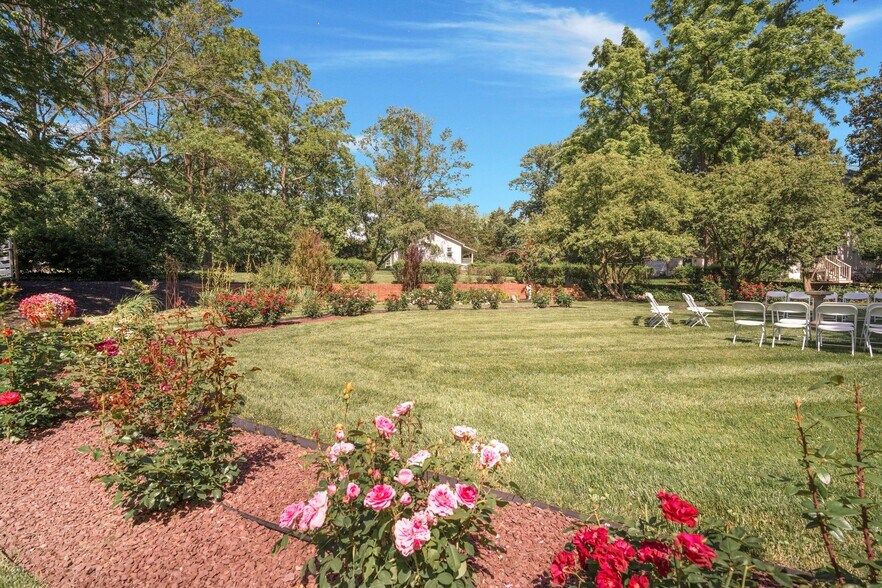 More Photos Of 1902 Jefferson Pike, Brunswick Lodge Meeting Hall For Lease