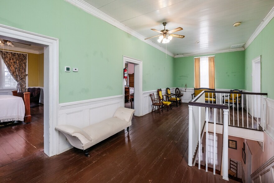 More Photos Of 163 Old Buncombe Rd, Union Specialty For Sale