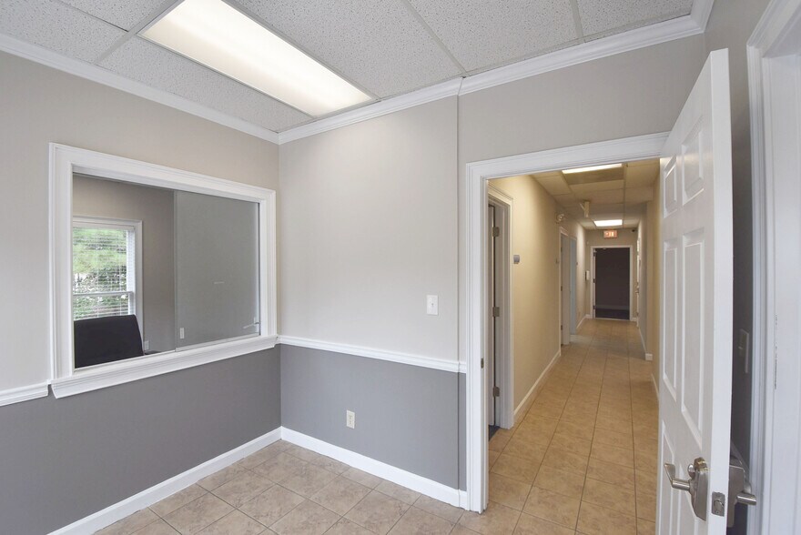 More Photos Of 116 Peachtree Ct, Peachtree City Medical For Lease