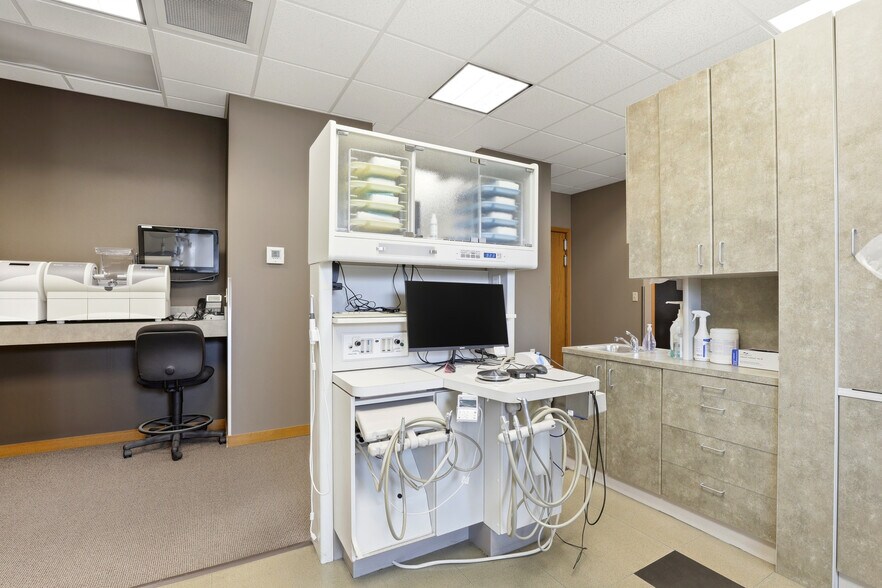 More Photos Of 3804 Kern Way, Yakima Office For Lease