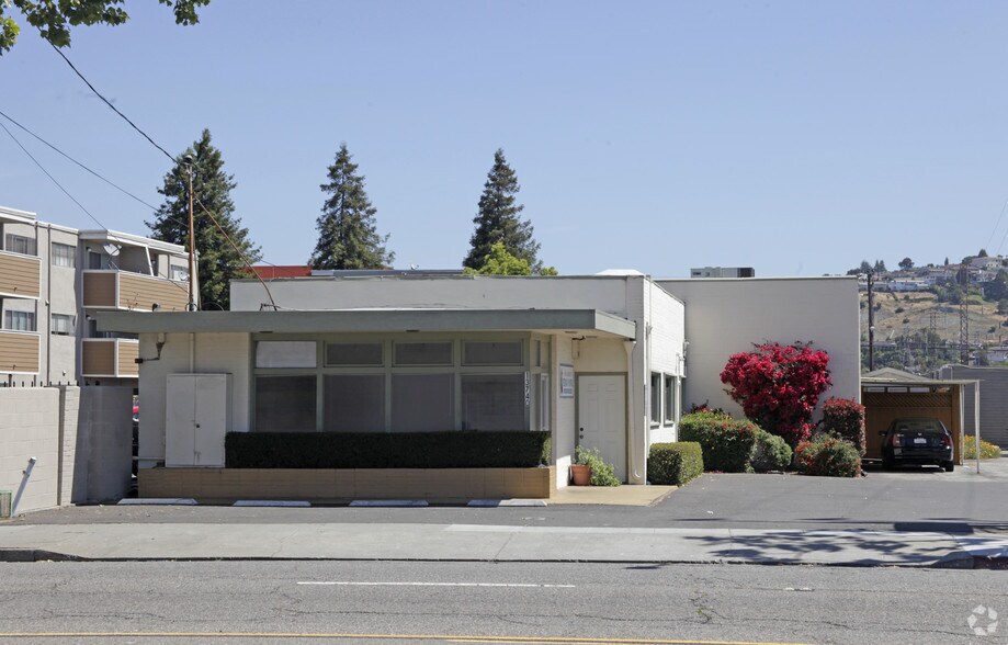 Primary Photo Of 13740 E 14th St, San Leandro Schools For Lease