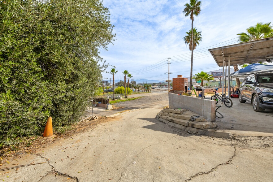 More Photos Of 2981 S La Cadena Dr, Colton Land For Sale