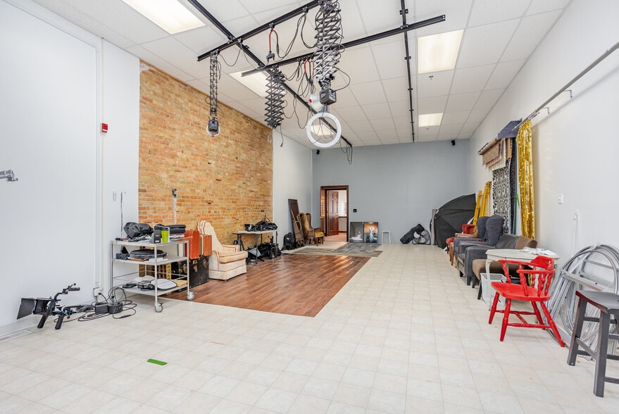 More Photos Of 311-321 Center Ave, Bay City Apartments For Sale