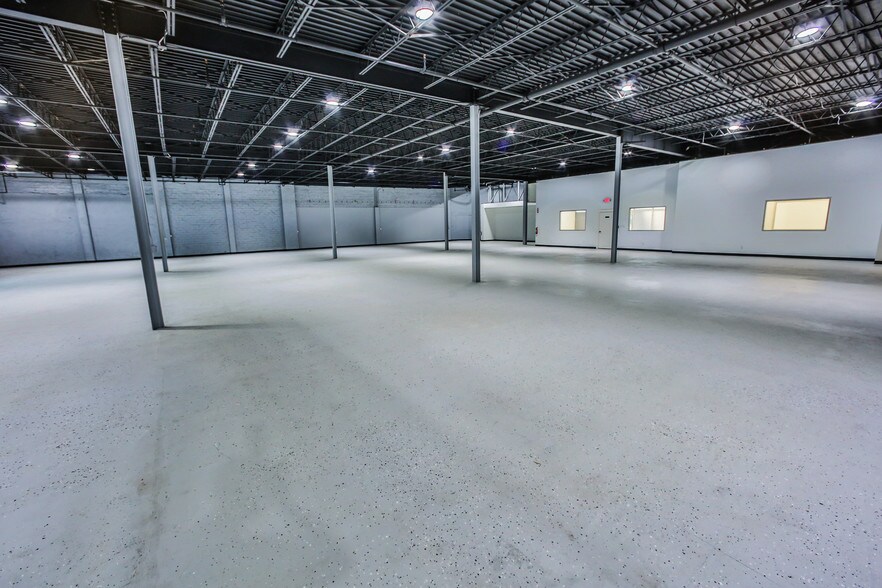 More Photos Of 213 Shaw Ave, Pasadena Industrial For Lease