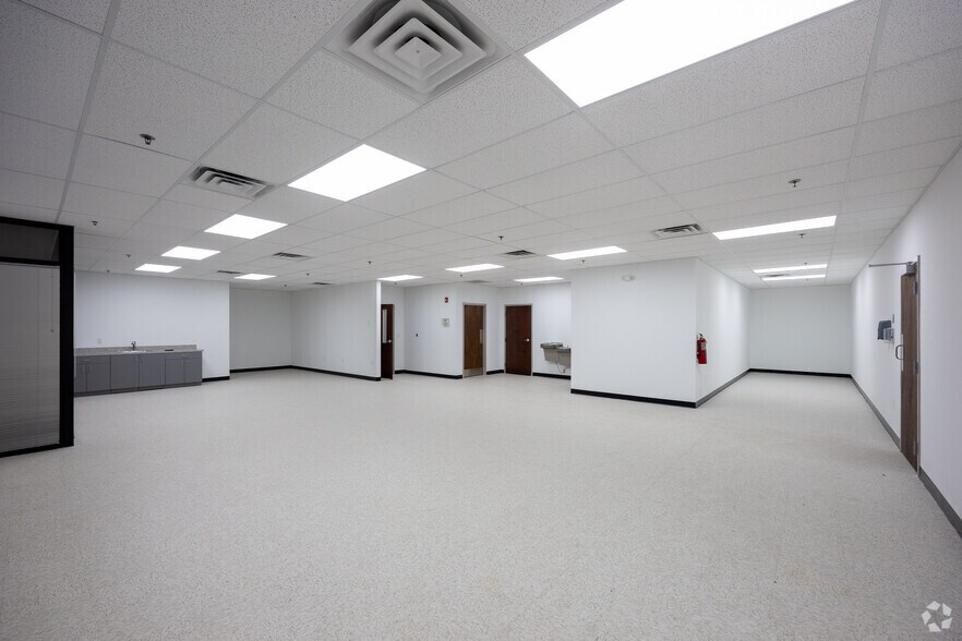 More Photos Of 860 John B Brooks Rd, Pendergrass Distribution For Lease