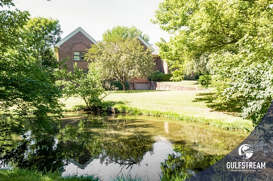 More Photos Of 3001 Taylor Springs Dr, Louisville Office For Lease