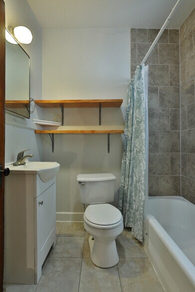 More Photos Of 51 Clark Pl, Columbus Multifamily For Sale