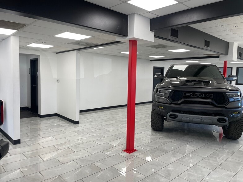 More Photos Of 11291 Folsom Blvd, Rancho Cordova Auto Dealership For Sale