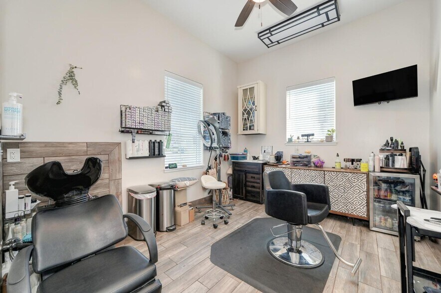 More Photos Of 707-709 Natoma St, Folsom Storefront Retail Office For Sale