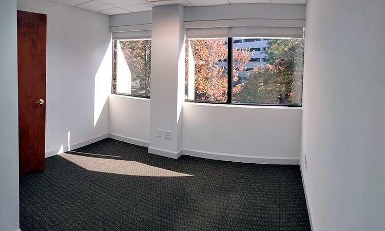 More Photos Of 1100 Kenilworth Ave, Charlotte Office For Lease