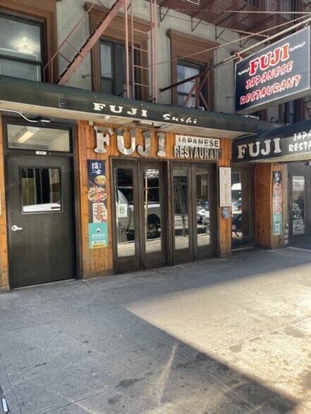 More Photos Of 238 W 56th St, New York Apartments For Lease