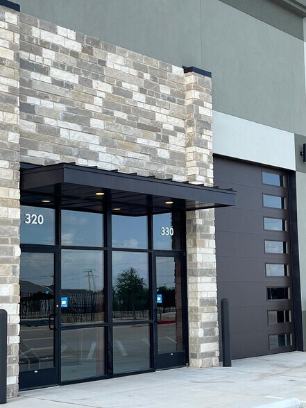 More Photos Of 15893 Ronald Reagan Blvd, Leander Unknown For Lease