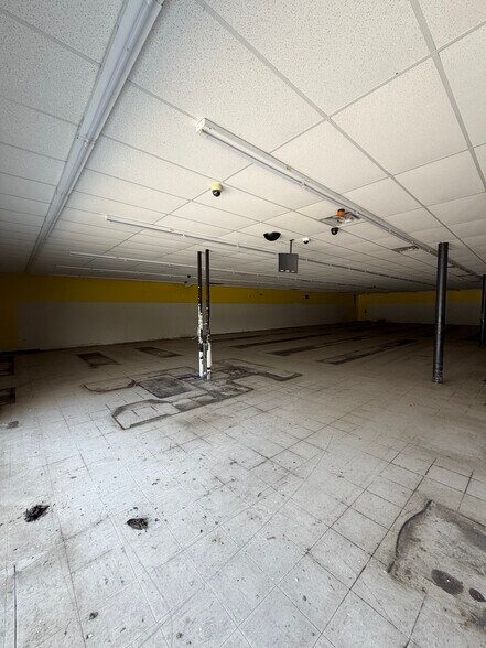More Photos Of 404 Leech Ave, Saltsburg Freestanding For Lease