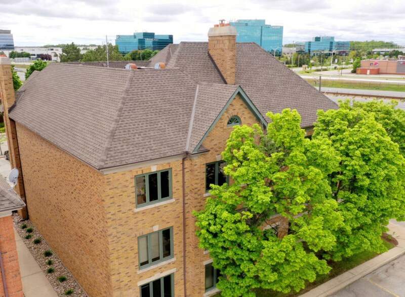 More Photos Of 2914 S Sheridan Way, Oakville Medical For Sale