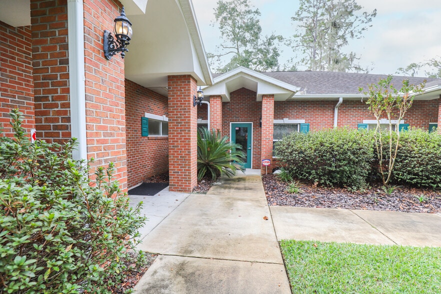 More Photos Of 2025 SW 75th St, Gainesville Medical For Lease