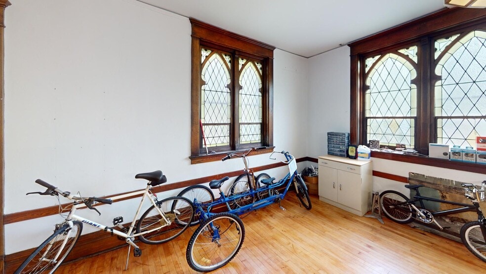 More Photos Of 1205 Elm St, Youngstown Religious Facility For Sale