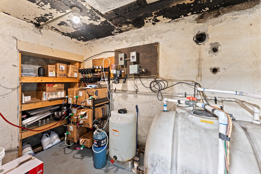 More Photos Of 2582 State Highway 7, Bainbridge Restaurant For Sale
