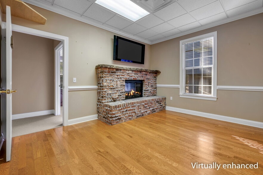 More Photos Of 2104 Delta Way, Tallahassee Office For Sale