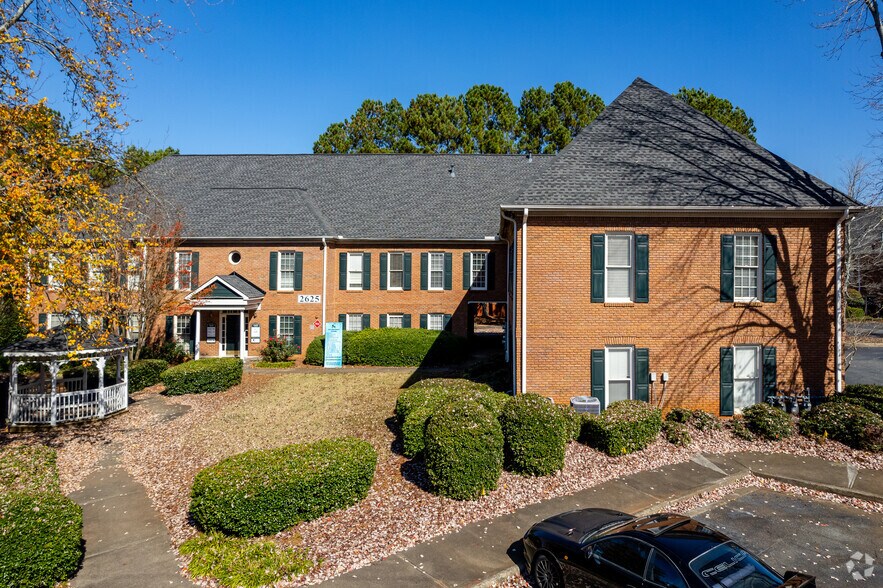 More Photos Of 1855 Piedmont Rd, Marietta Medical For Lease