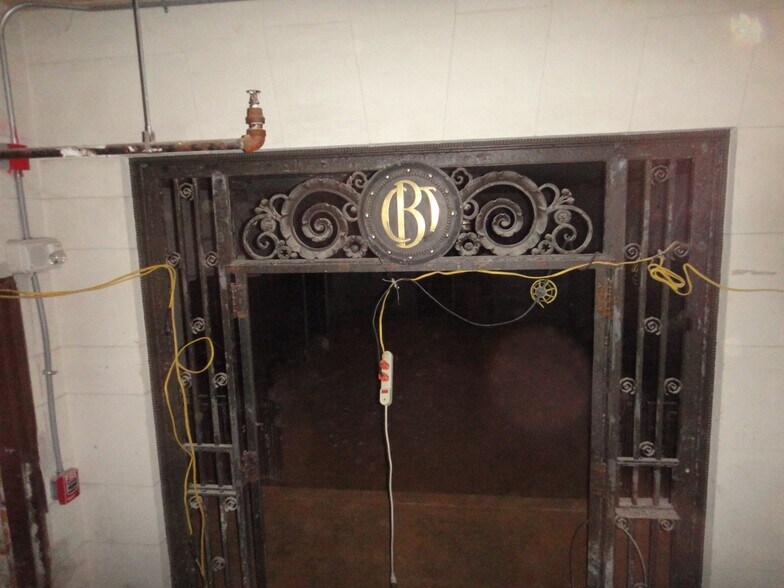 More Photos Of 955 Main St, Bridgeport Apartments For Lease