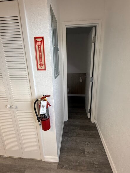 More Photos Of 1206-1216 State Road 50, Clermont Office For Lease