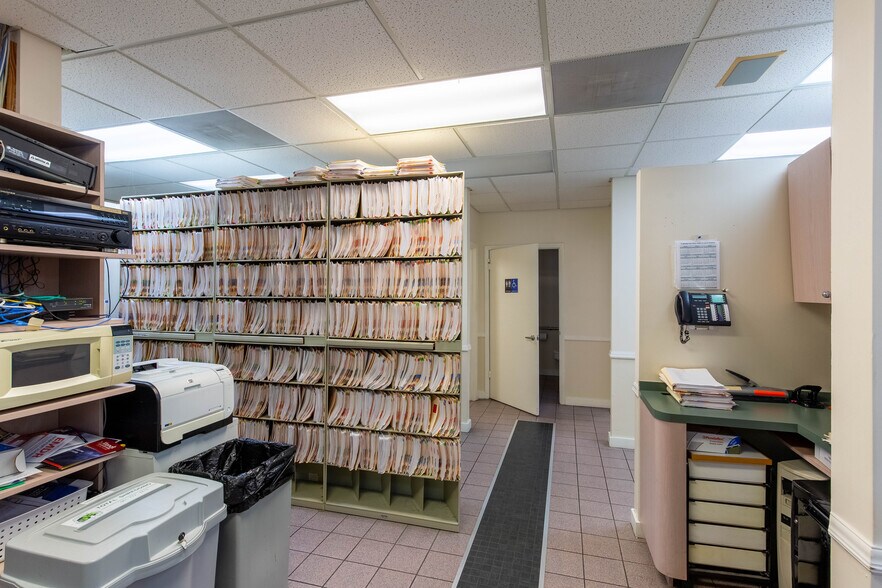 More Photos Of 2419 S Seacrest Blvd, Boynton Beach Medical For Sale