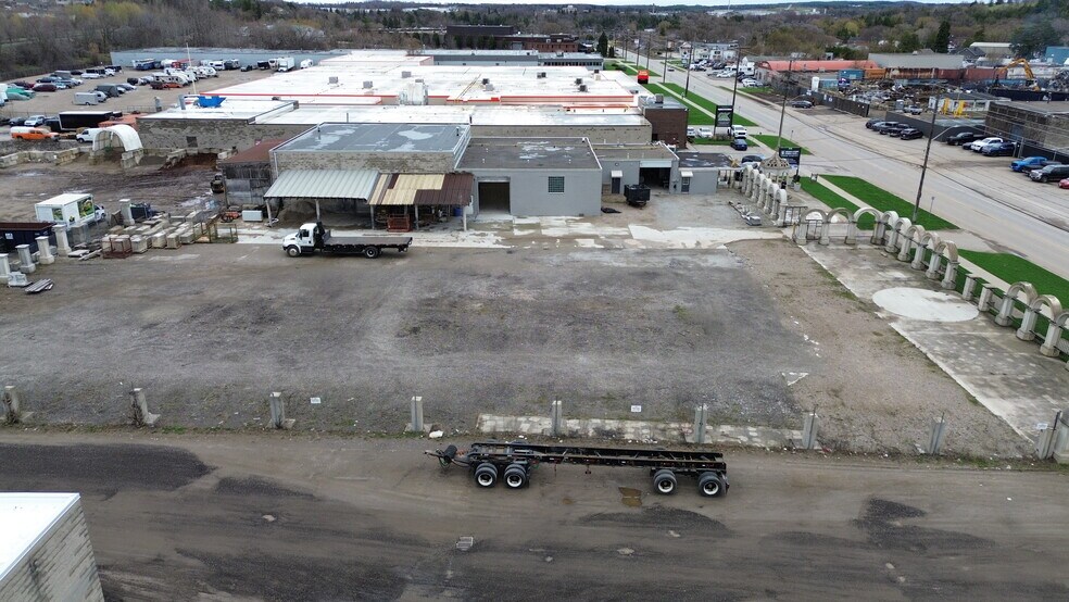 More Photos Of 412 Elizabeth St, Guelph Warehouse For Lease