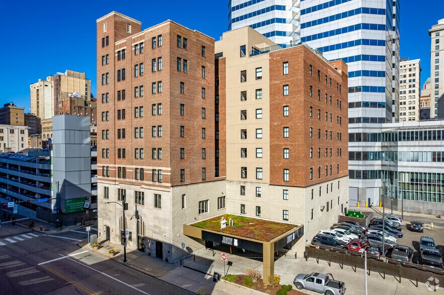 Primary Photo Of 453 Blvd of the Allies, Pittsburgh Hotel For Lease