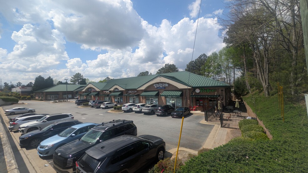 More Photos Of 45 Old Peachtree Rd NW, Suwanee Unknown For Lease