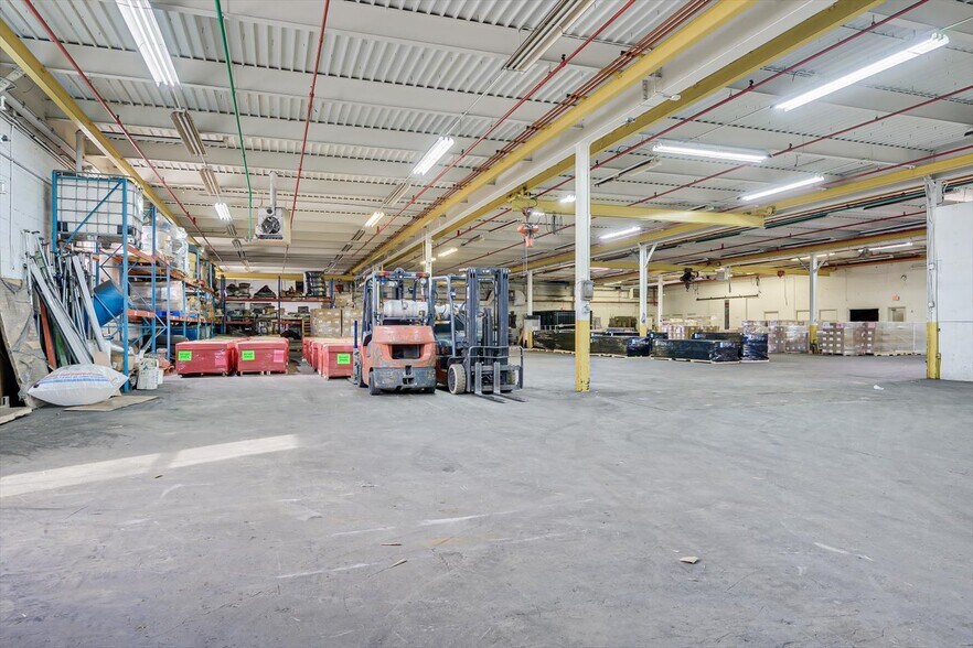 More Photos Of 3461 S Clinton Ave, South Plainfield Manufacturing For Lease