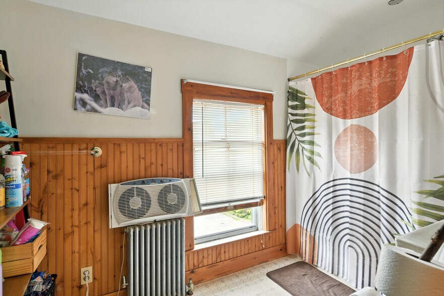 More Photos Of 11 N Main St, Belchertown Office Residential For Sale