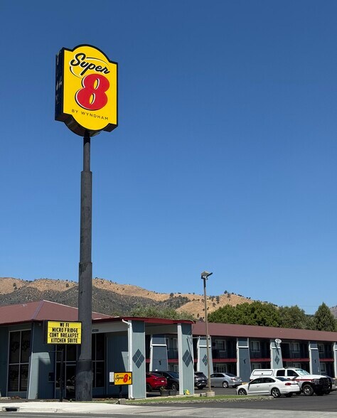Primary Photo Of 136 Montague Rd, Yreka Hotel For Sale