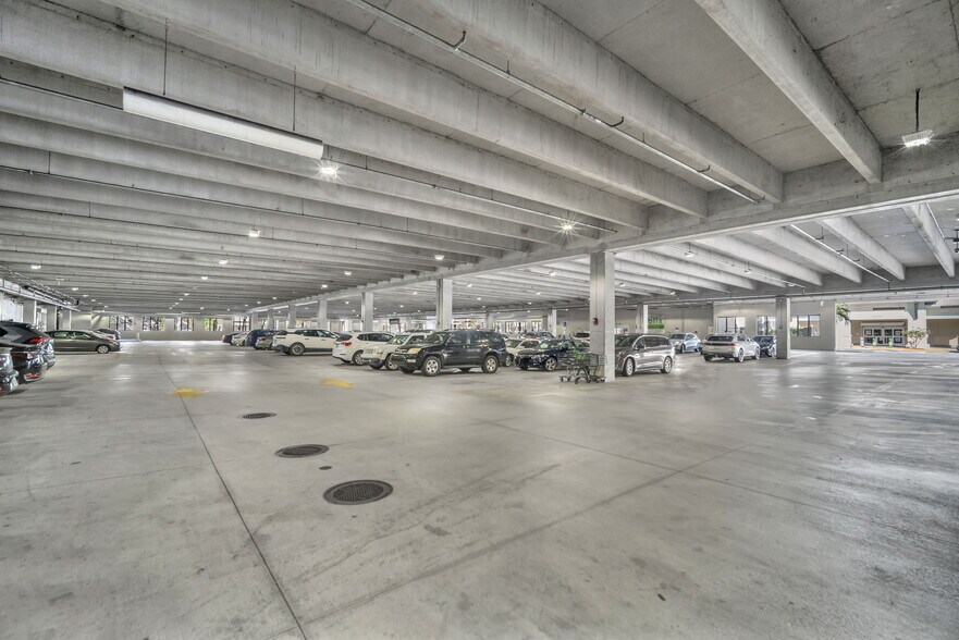 More Photos Of 2535-2555 E Atlantic Blvd, Pompano Beach Storefront For Sale