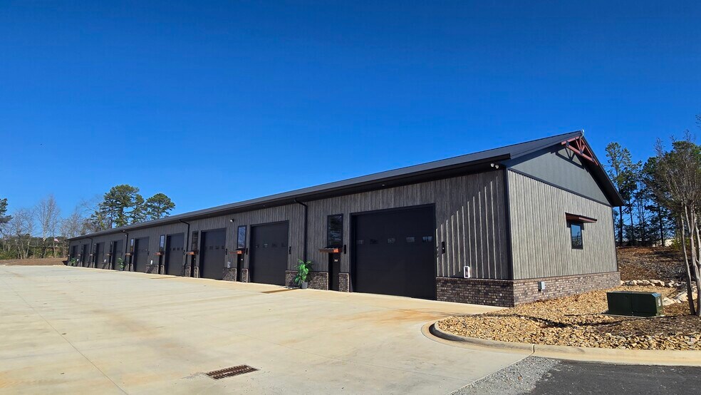 Primary Photo Of 144 McCrary Rd, Mooresville Flex For Sale