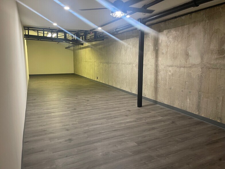 More Photos Of 501 S Myrtle Ave, Monrovia Office For Sale