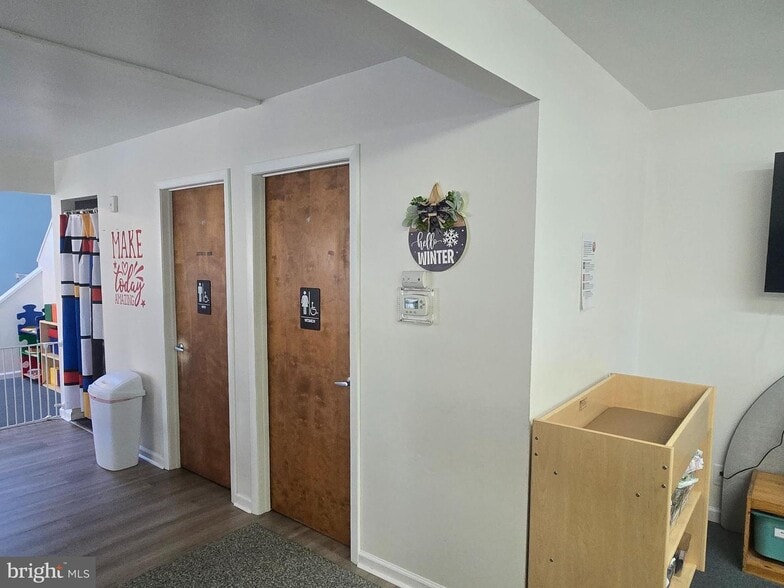 More Photos Of 900 Route 168, Turnersville Medical For Sale