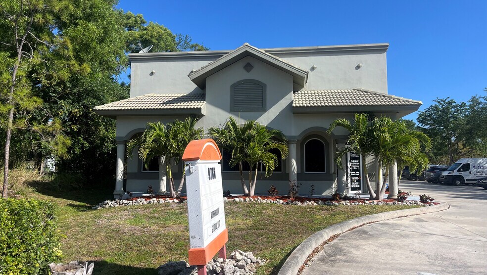 Primary Photo Of 9786 Bonita Beach Rd, Bonita Springs Freestanding For Sale