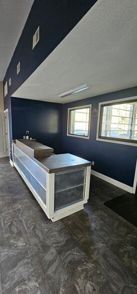 More Photos Of 2841 Virginia Beach Blvd, Virginia Beach Auto Repair For Sale