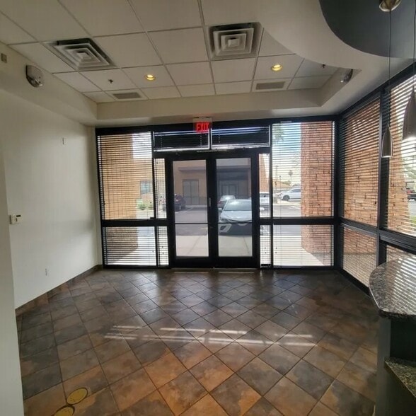 More Photos Of 16841 N 31st Ave, Phoenix Office For Sale