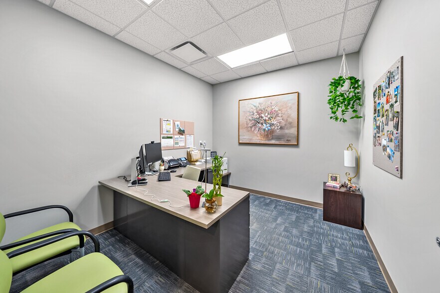 More Photos Of 1879 Williams Hwy, Grants Pass Medical For Sale