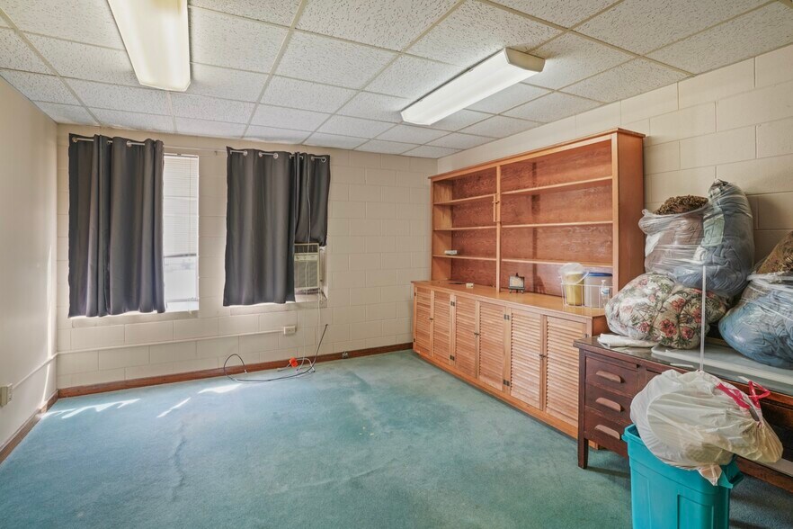 More Photos Of 728 E 55th St, Savannah Religious Facility For Sale