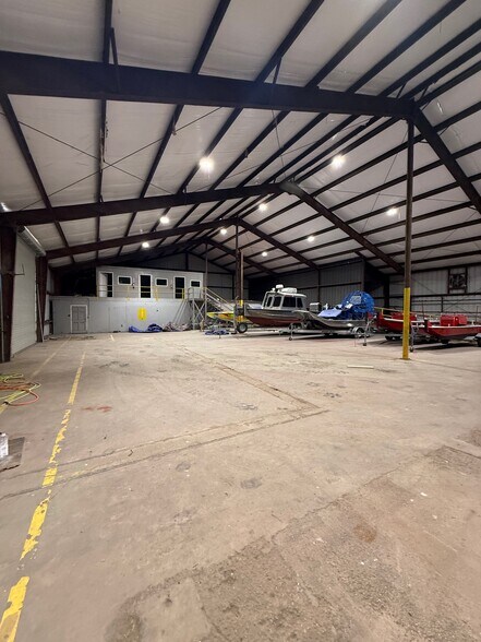 More Photos Of 1105 Old 69 hwy, Kountze Warehouse For Sale