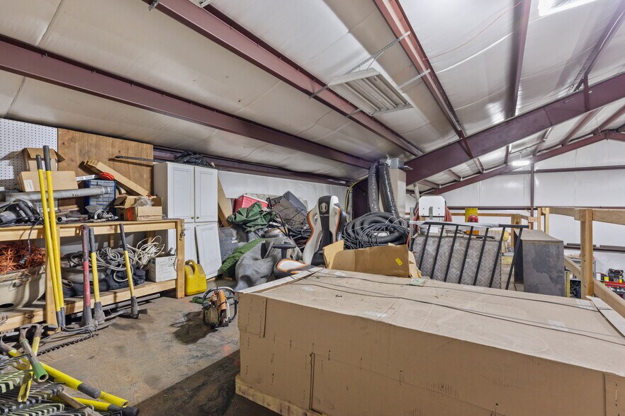 More Photos Of 7011 Beaver Dam Rd, Levittown Industrial For Sale